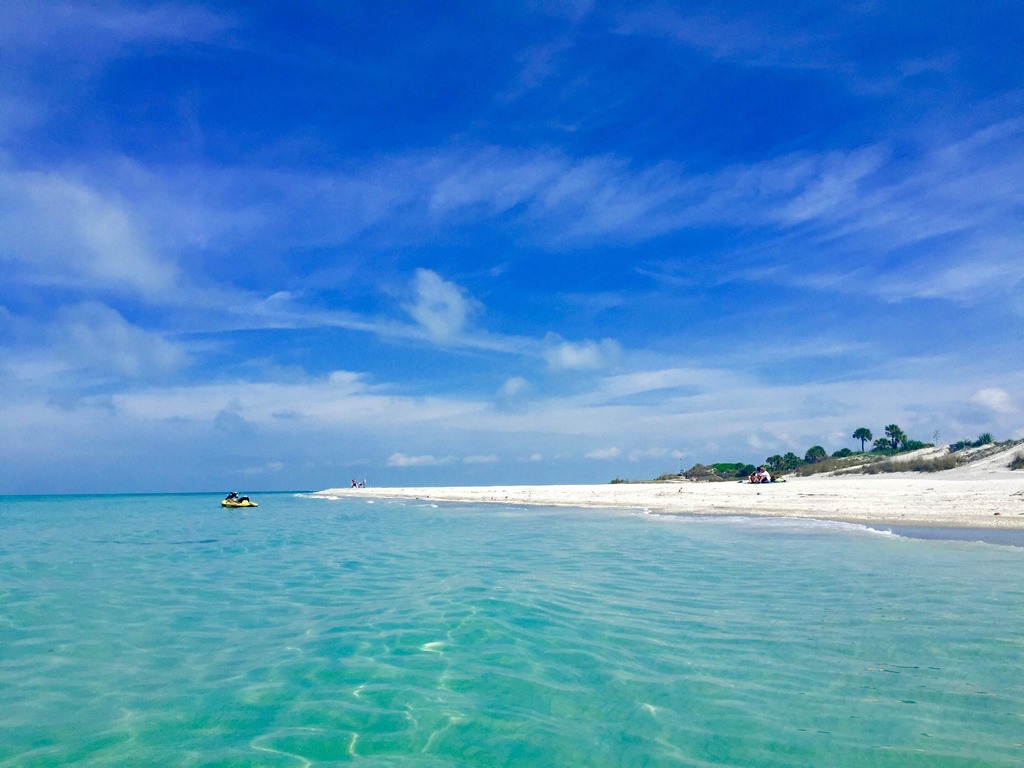 Eggmont Key Tampa Luxury Yachts